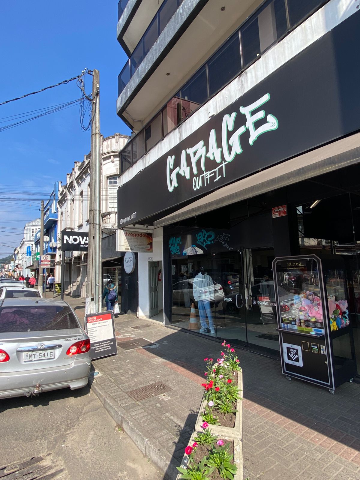 Foto da fachada do escritório Slomp Advogados
